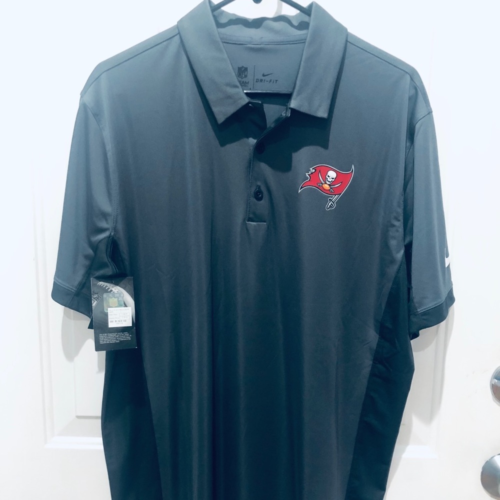 NWT Men’s Large Nike Dri-Fit Polo Tampa Bay Bucs